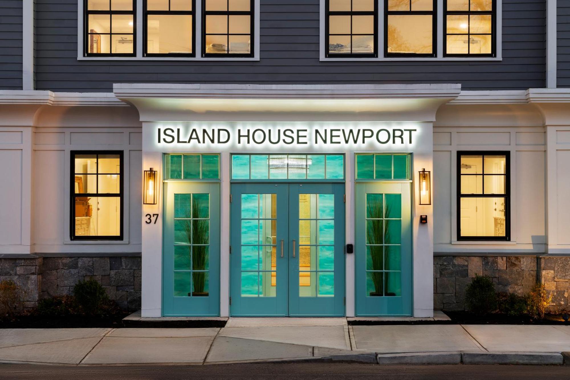 Island House Newport Hotel Buitenkant foto
